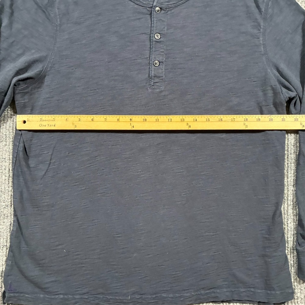 UNTUCKit Mens Long Sleeve Henley Shirt Size XL‎ Gray Casual Knit Pullover - Picture 4 of 7